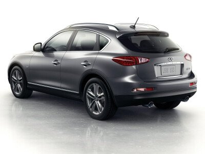 Стекло заднее с обогревом INFINITI QX50 2013-2018 (J50) 1 отверстие 
Бренд: BSG