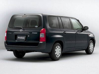 Стекло заднее с обогревом TOYOTA PROBOX 2002- (NCP50) 
Бренд: КМК
