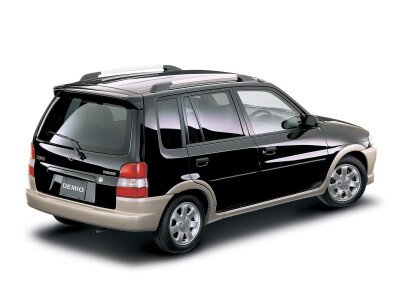 Стекло заднее с обогревом MAZDA DEMIO 1996-2002 (DW3) 
Бренд: BENSON
