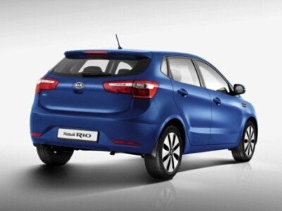 Стекло заднее с обогревом KIA RIO 2011- (UB-5d h/b) 1 отверстие 
Бренд: BENSON