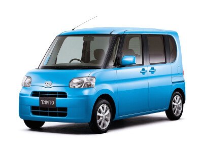 Радиатор кондиционера DAIHATSU TANTO 2007-2013 (L375,L385) 
Бренд: TONGSHI AL12