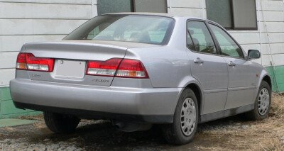 Стекло заднее с обогревом ISUZU ASKA 1997-2004 (CJ1-4d sed) 1 отверстие 
Бренд: BSG