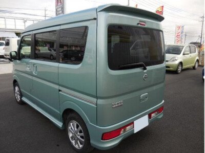 Стекло заднее с обогревом NISSAN NV100 CLIPPER 2015- (DR17V-1246*480-г/пас) 
Бренд: BENSON