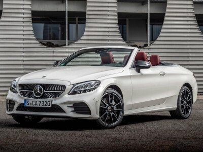 Стекло лобовое MERCEDES C-CLASS 2014- (C205-2018-cbr) место под 2 камеры с обогревом, место под датчик дождя, молдинг, антенна, 
Бренд: BENSON