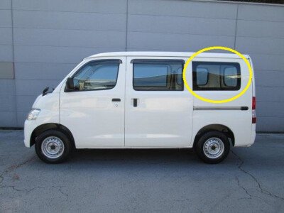 Стекло боковое TOYOTA TOWN ACE 2008- (S400) SW/LH/X 
Бренд: BENSON