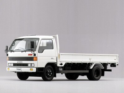Стекло лобовое MAZDA TITAN 1989-2000 (WG#/T3500S) 1837*711*1846 широкая кабина 
Бренд: BSG