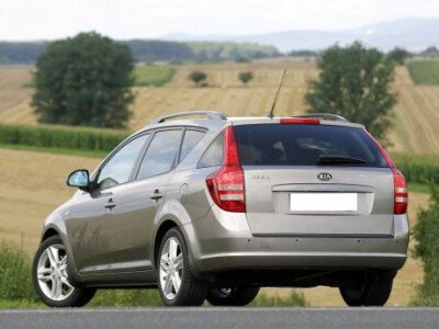 Стекло заднее с обогревом KIA CEE`D 2006-2012 (ED) 5d wgn 
Бренд: BSG