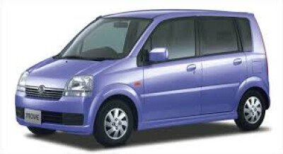 Стекло лобовое DAIHATSU MOVE 2002-2006 (L150-RHD) 
Бренд: BSG с синей полосой