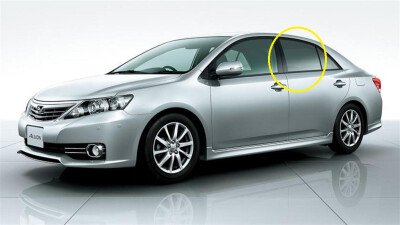 Стекло боковое TOYOTA ALLION 2007- T260 RD/LH 
Бренд: BENSON