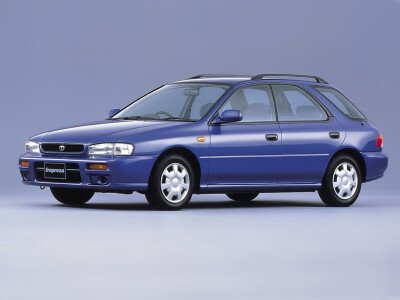 Стекло лобовое SUBARU IMPREZA 1992-2000 (GC/GF) 
Бренд: BSG с зеленой полосой