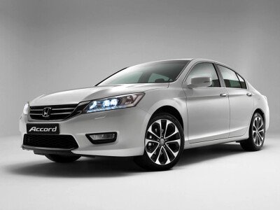 Стекло лобовое HONDA ACCORD 2013-2019 (CR6-LHD-4d sed) 
Бренд: BENSON с синей полосой