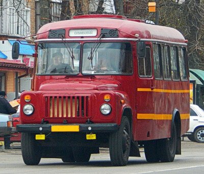 Стекло лобовое KAvZ 685/3270/3271 1984- () R 
Бренд: КМК