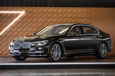 Стекло лобовое BMW 7-SERIES 2015- (G11-LHD-4d sed) место под датчик дождя молдинг, фурнитура, проекция, атермальное, 
Бренд: FYG
