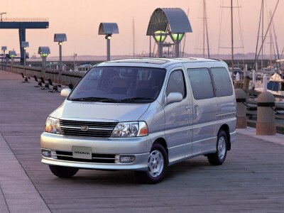 Радиатор TOYOTA GRANVIA 1995-2002 (KCH10) (1KZ) 
Бренд: TONGSHI PL26AT
