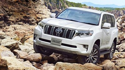 Стекло лобовое TOYOTA LAND CRUISER PRADO 2009-2023 (GRJ150-RHD-2017) обогрев щеток, место под 1 камеру, место под датчик дождя, антенна, атермальное, 
Бренд: BENSON