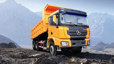 Стекло лобовое SHACMAN X3000 2020- (2447*820*2445) 
Бренд: КМК с синей полосой