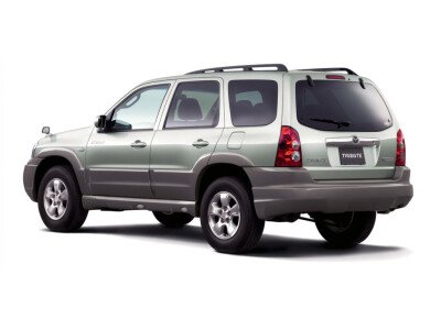 Стекло заднее с обогревом MAZDA TRIBUTE 2000-2007 (EP) 6 отверстий 
Бренд: BSG