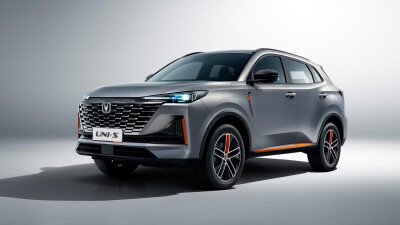 Стекло лобовое CHANGAN UNI-S 2024- (LHD) полный обогрев, место под 1 камеру, место под датчик дождя, 
Бренд: КМК