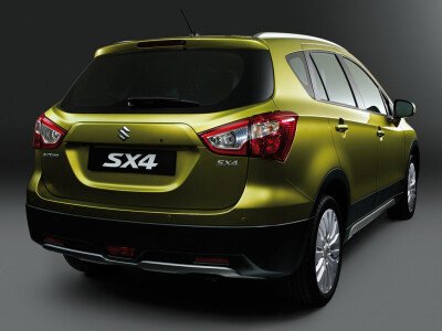 Стекло заднее с обогревом SUZUKI SX4 2014- (YA22) 1 отверстие 
Бренд: BENSON