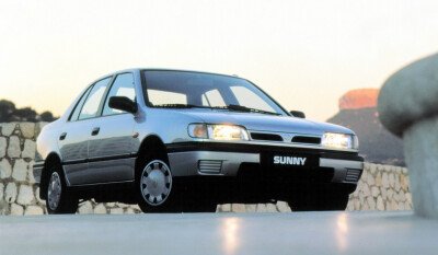 Стекло лобовое NISSAN SUNNY 1991-1995 (#N14/EUR) 
Бренд: BSG с зеленой полосой