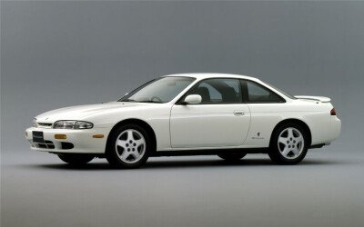 Стекло лобовое NISSAN SILVIA 1993-2000 (S14) 
Бренд: ZDG