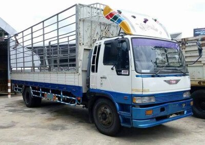 Стекло лобовое HINO RANGER 1989-2002 (Y633-wide) 2130*872*2150 
Бренд: ZDG