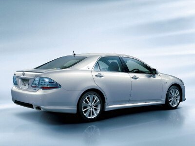 Стекло заднее с обогревом TOYOTA CROWN 2008-2012 (GRS200) антенна, 
Бренд: BENSON