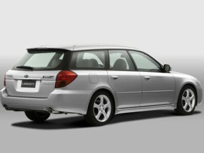 Стекло заднее с обогревом SUBARU LEGACY 2003-2009 (BP-5d wag) 1 отверстие 
Бренд: FYG