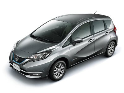 Стекло лобовое NISSAN NOTE 2012-2020 (E12-RHD) 
Бренд: ZDG