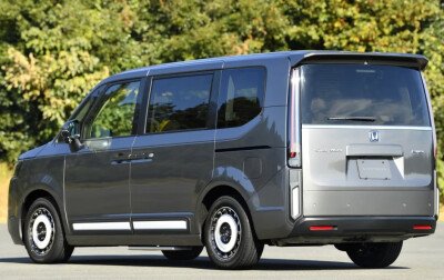 Стекло заднее с обогревом HONDA STEPWGN 2022- (RP6) 
Бренд: BENSON Тонированное