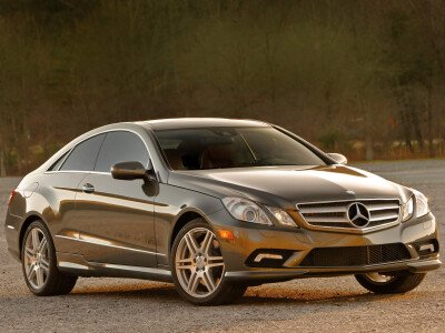 Стекло лобовое MERCEDES E-CLASS 2009-2016 (C207-LHD-2d coupe) место под 1 камеру с обогревом, место под датчик дождя, 
Бренд: КМК с синей полосой