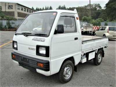 Стекло лобовое SUZUKI CARRY TRUCK 1985-1991 (DA51T) 
Бренд: ZDG
