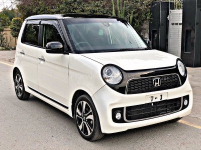 Стекло лобовое HONDA N-ONE 2012-2020 (JG1-2) место под 2 камеры молдинг, фурнитура, 
Бренд: FYG