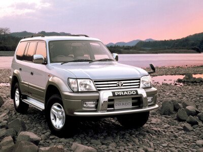 Радиатор кондиционера TOYOTA LAND CRUISER PRADO 1996-2002 (J90) 
Бренд: TONGSHI AL16