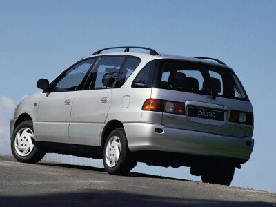 Стекло заднее с обогревом TOYOTA IPSUM 1996-2001 (SXM10) 
Бренд: BENSON