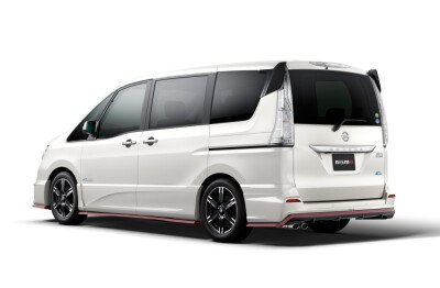 Стекло заднее с обогревом NISSAN SERENA 2010-2016 (C26) молдинг, 
Бренд: BENSON Тонированное