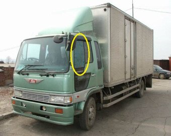 Стекло боковое HINO RANGER 1989-2002 Y630-глухое FV/LH
Бренд: BSG